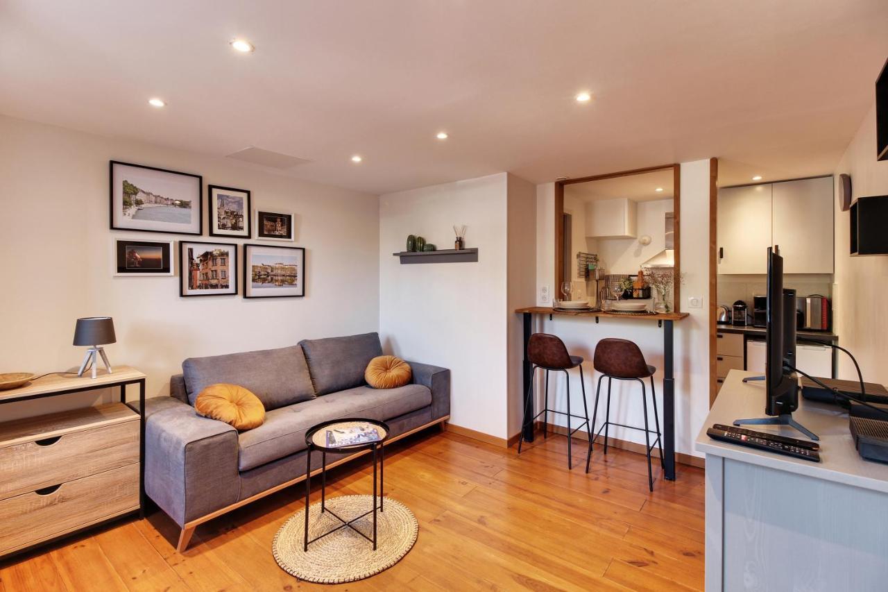 Appartement Cosy, Confortable Et Idealement Situe Lyon Luaran gambar